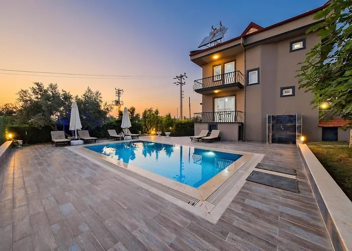 Moonshine Family Friendly Private Villa *