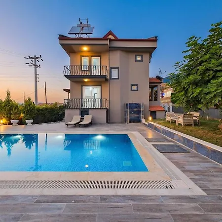 Moonshine Family Friendly Private Villa