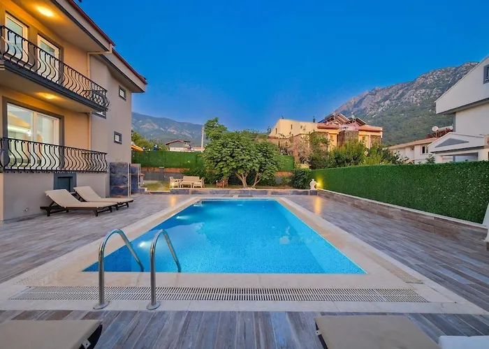 Moonshine Family Friendly Private Villa